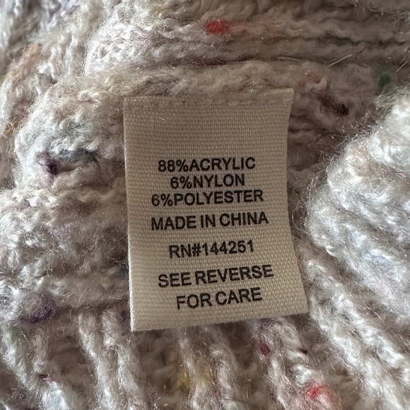 Moon & Madison Beige Speckled Cowl Neck Cropped Sweater Women's Size Medium NWT - Picture 14 of 15